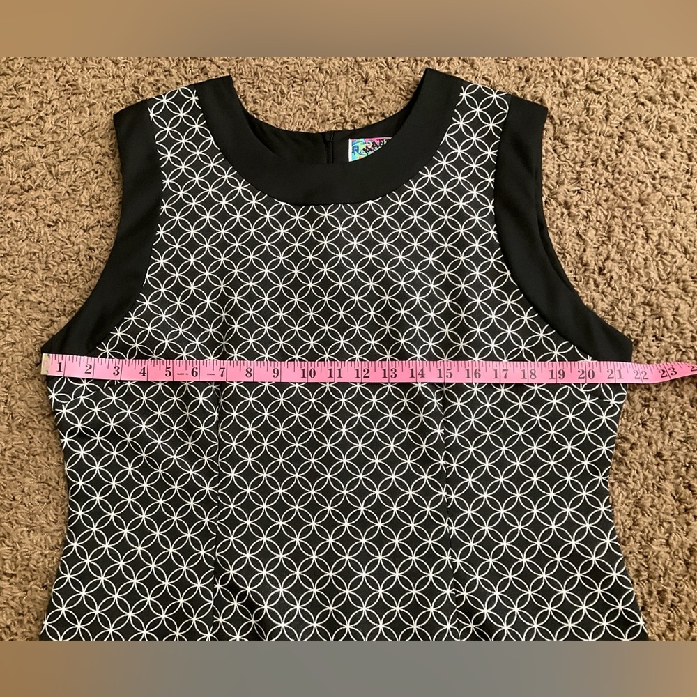 Fab 1960’s Inspired Mini Dress; Mod Geometric Design! Black & White Sleeveless - Picture 4 of 8